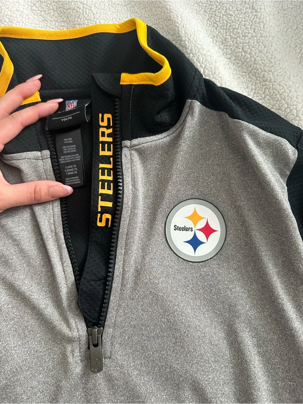 NFL Youth Steelers Gray, Black & Gold Hooded Zip Jacket